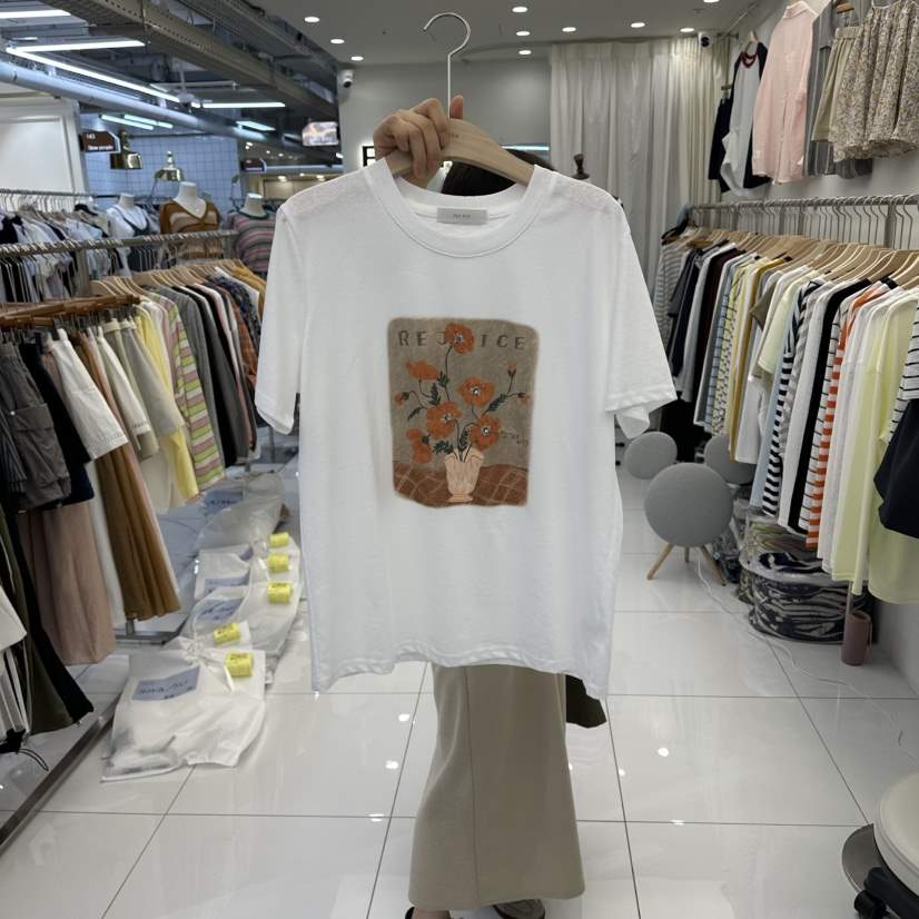 FLYFLY/LULULALLA/LIVE東大門實拍女裝新品休閑推薦T恤FLYFLY/LULULALLA/LIVET恤