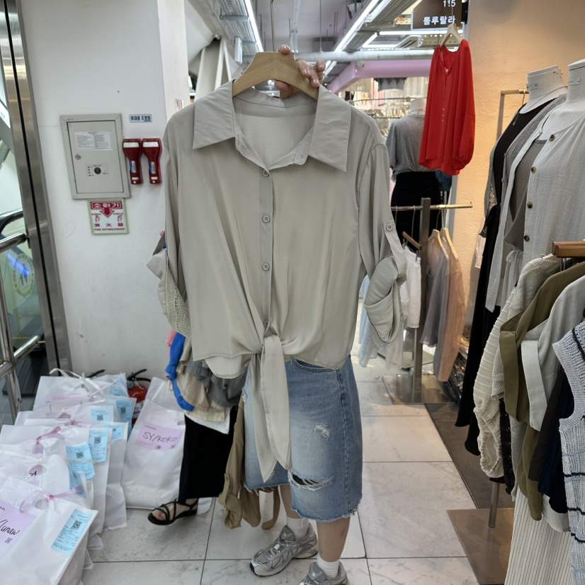 FLYFLY/LULULALLA/LIVE東大門直郵女士新品熱賣襯衫蕾絲衫蕾絲FLYFLY/LULULALLA/LIVE襯衫/蕾絲衫