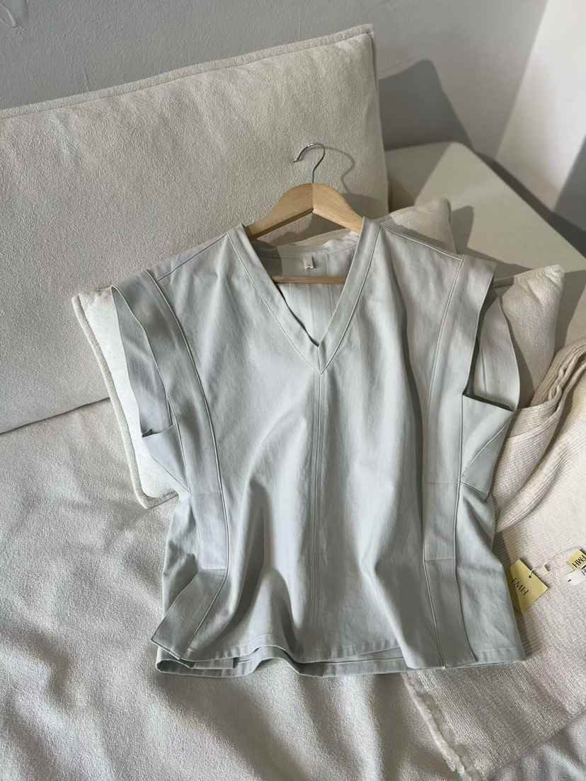 TUG東大門直郵女裝新品熱賣真品時尚推薦人氣休閑吊帶背心TUG吊帶/背心