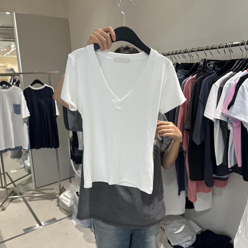 LIVU/MEMO CLASSIC韓國東大門代購女裝新品26夏季T恤V領LIVU/MEMO CLASSICT恤