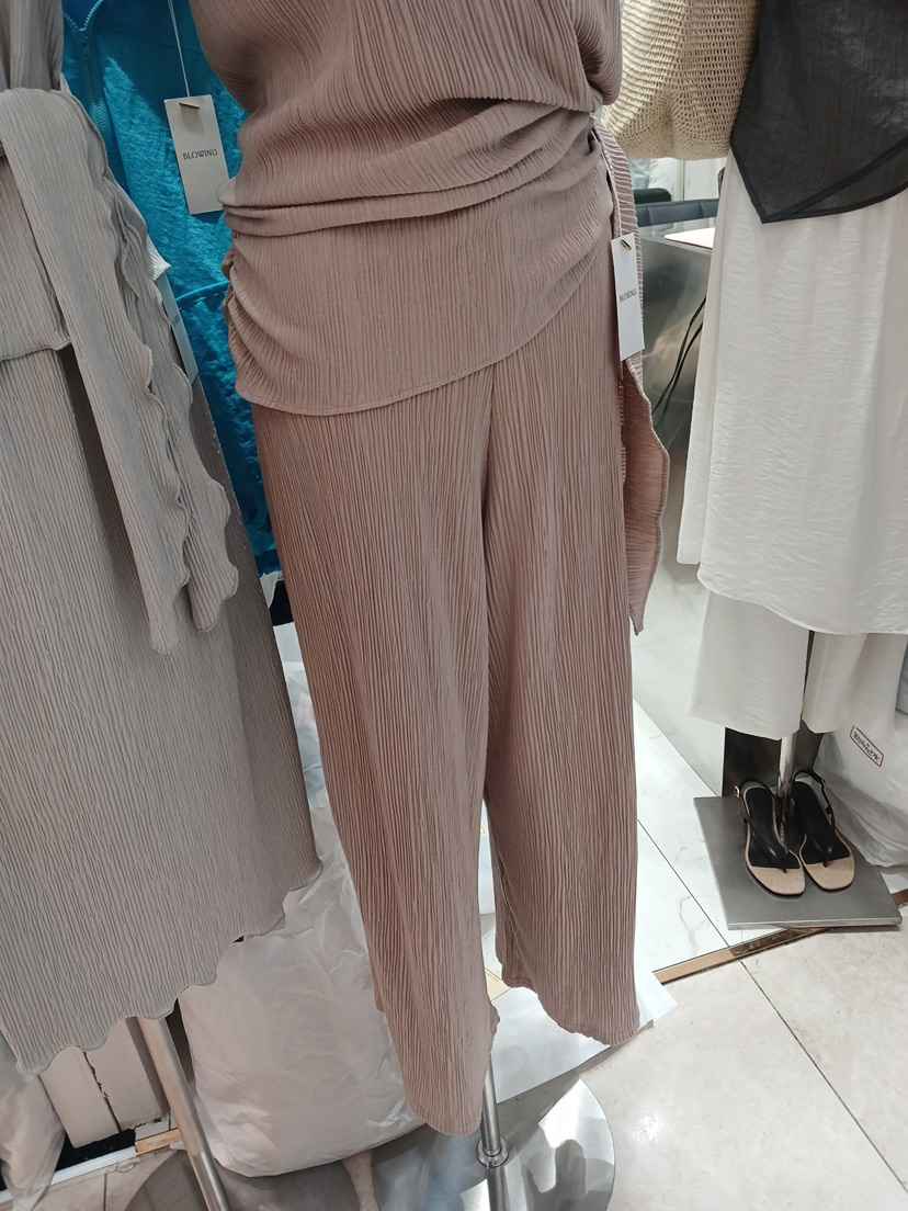 BLOWING東大門實拍女士新品人氣時尚熱賣休閑真品裙褲褶裥BLOWING-2件起裙褲
