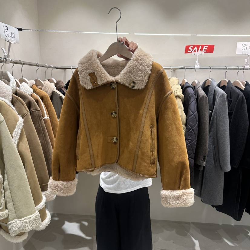 Color B韓國直郵女裝新品職業休閑真品熱賣推薦短款大衣Color B短款大衣