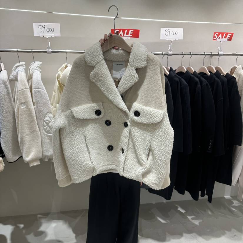 Color B韓國直郵女裝新品職業熱賣真品推薦時尚短款大衣Color B短款大衣