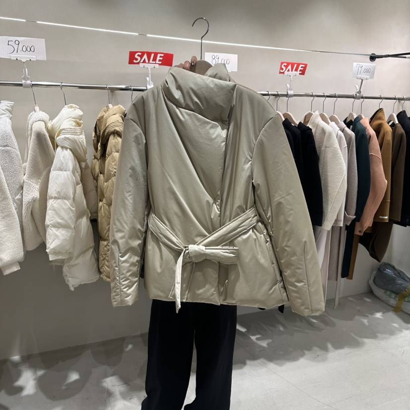 Color B東大門直郵女士新品休閑推薦熱賣短款羽絨服含腰帶Color B短款羽絨服