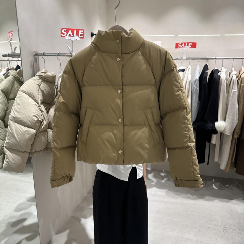 Color B東大門實拍女士新款休閑熱賣26夏季推薦短款羽絨服Color B短款羽絨服