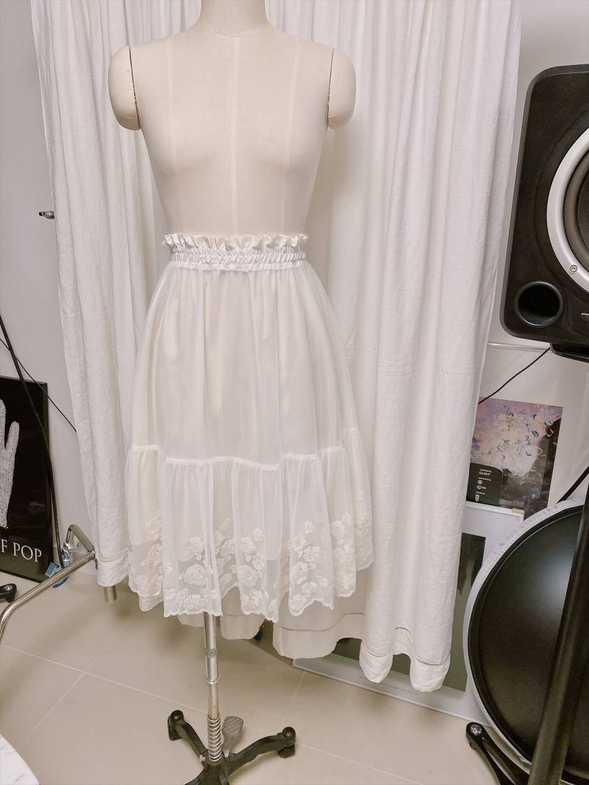 LETAILOR韓國代購女裝新品26夏季時尚推薦半身裙中短裙刺繡LETAILOR半身裙/中短裙