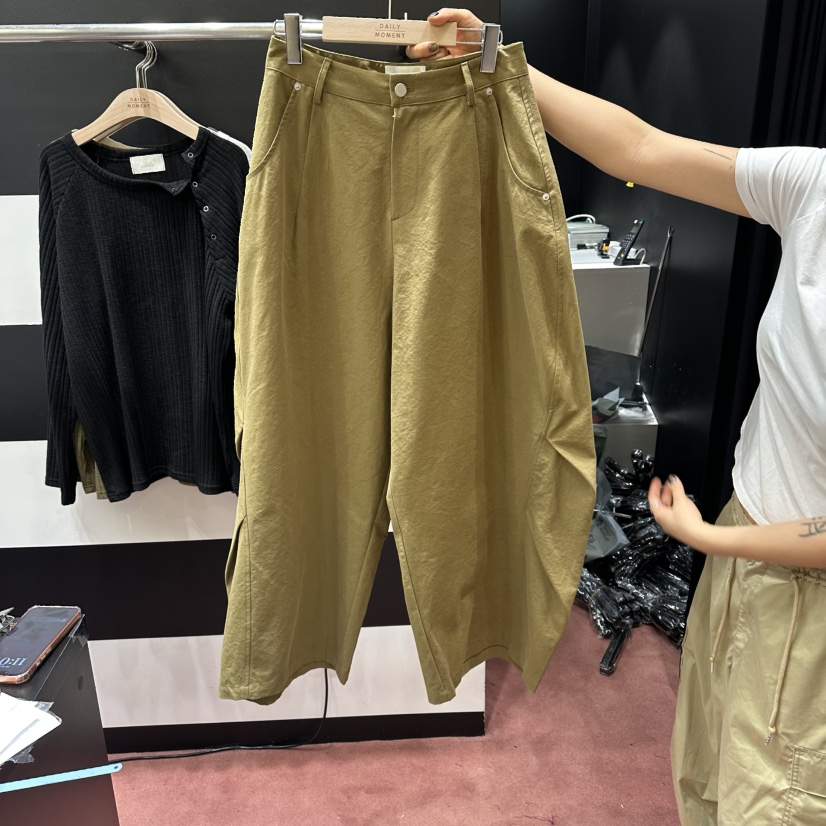 DAILY MOMENT東大門代購女士新品熱賣人氣時尚休閑褲褶裥DAILY MOMENT休閑褲
