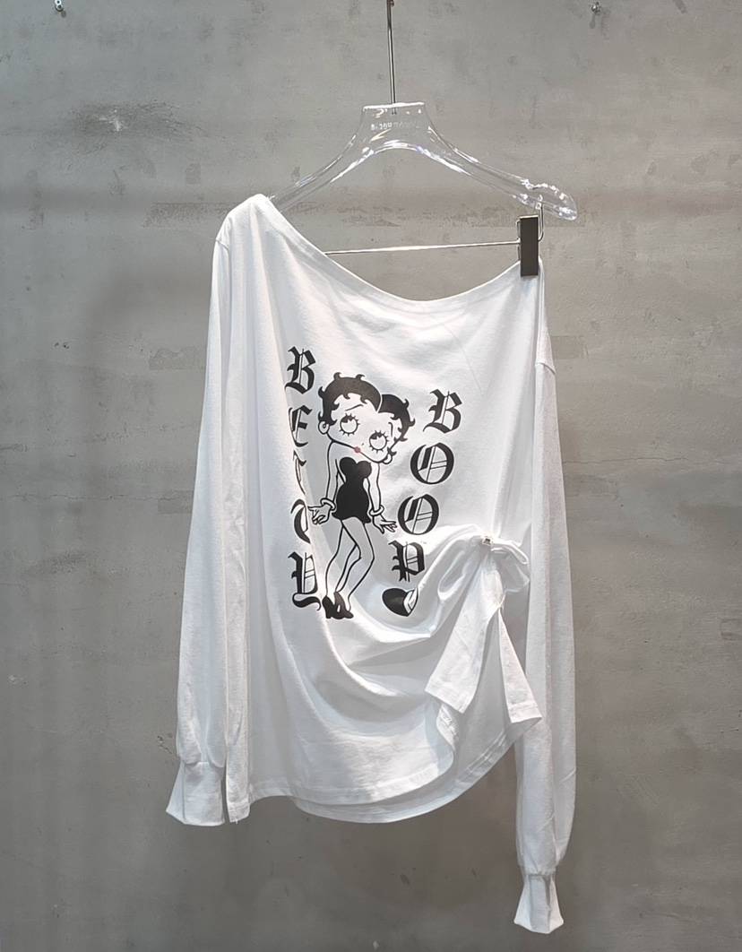BLACK RIBBON-A東大門直郵女士新品時尚推薦熱賣長袖T恤BLACK RIBBON-A長袖T恤