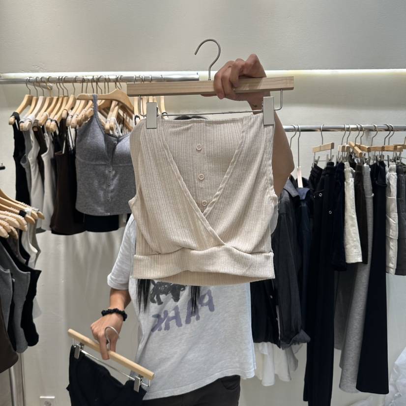ROUGH東大門代購女裝新品休閑熱賣26秋冬真品人氣吊帶背心ROUGH吊帶/背心