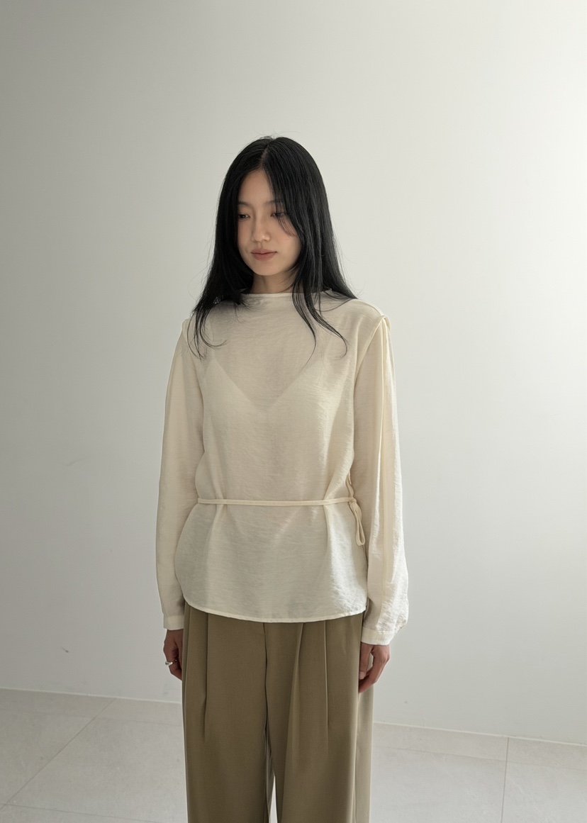 AMY GRACE-A韓國代購女士新品職業時尚人氣襯衫蕾絲衫高領AMY GRACE襯衫/蕾絲衫