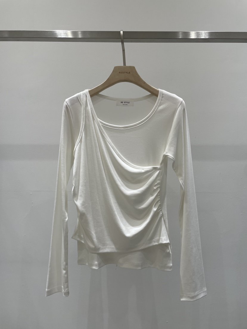 RE STYLE-Q東大門實拍女裝新品時尚熱賣長袖T恤不對稱褶皺RE STYLE長袖T恤