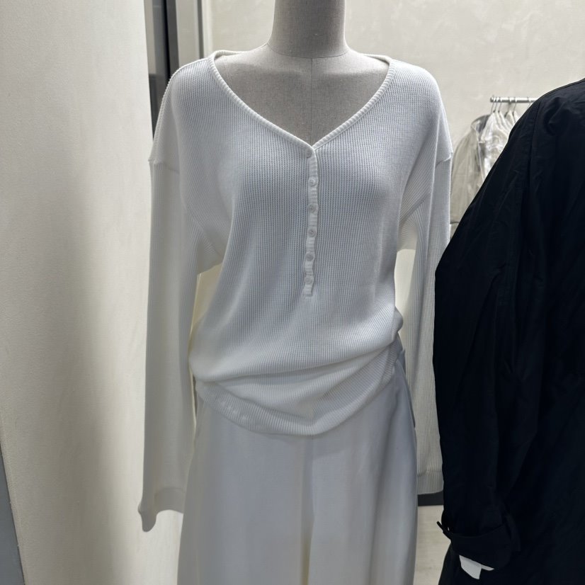 MARINER東大門實拍女裝新品時尚推薦熱賣真品人氣長袖T恤MARINER長袖T恤