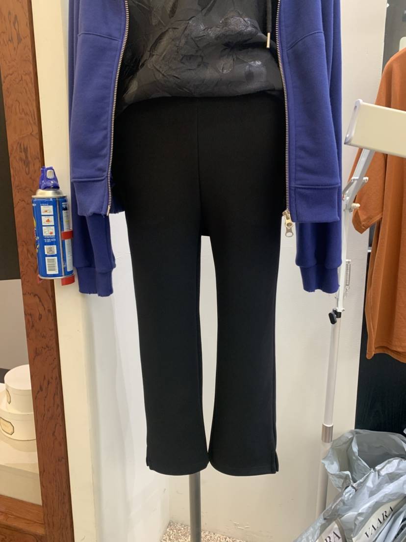 VAARA韓國直郵女裝新品人氣推薦熱賣時尚真品打底褲鯊魚褲VAARA打底褲/鯊魚褲