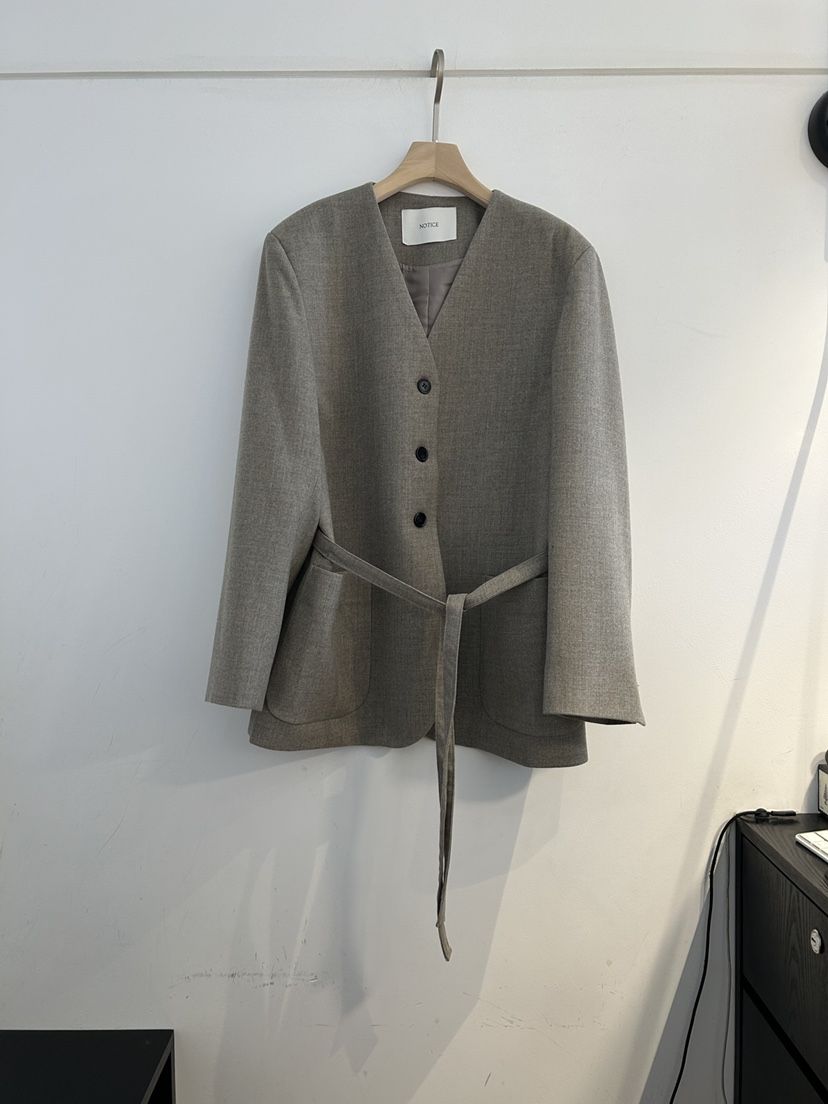 NOTICE東大門代購女裝新款時尚人氣休閑熱賣西裝西服含腰帶NOTICE西裝/西服