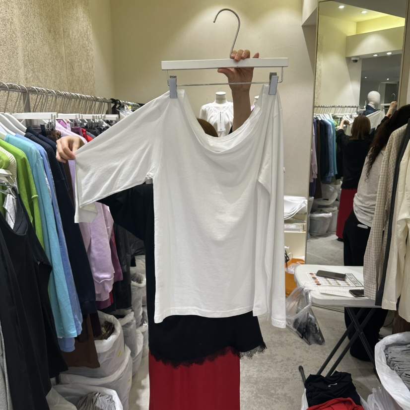 REFLAT韓國代購女士新品推薦人氣熱賣時尚休閑長袖T恤露肩REFLAT長袖T恤