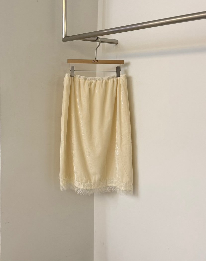 TWENTY FOUR SEVEN24-7東大門實拍26秋冬新款人氣半身裙中短裙天鵝絨蕾絲TEWNTY FOUR SEVEN24-7半身裙/中短裙