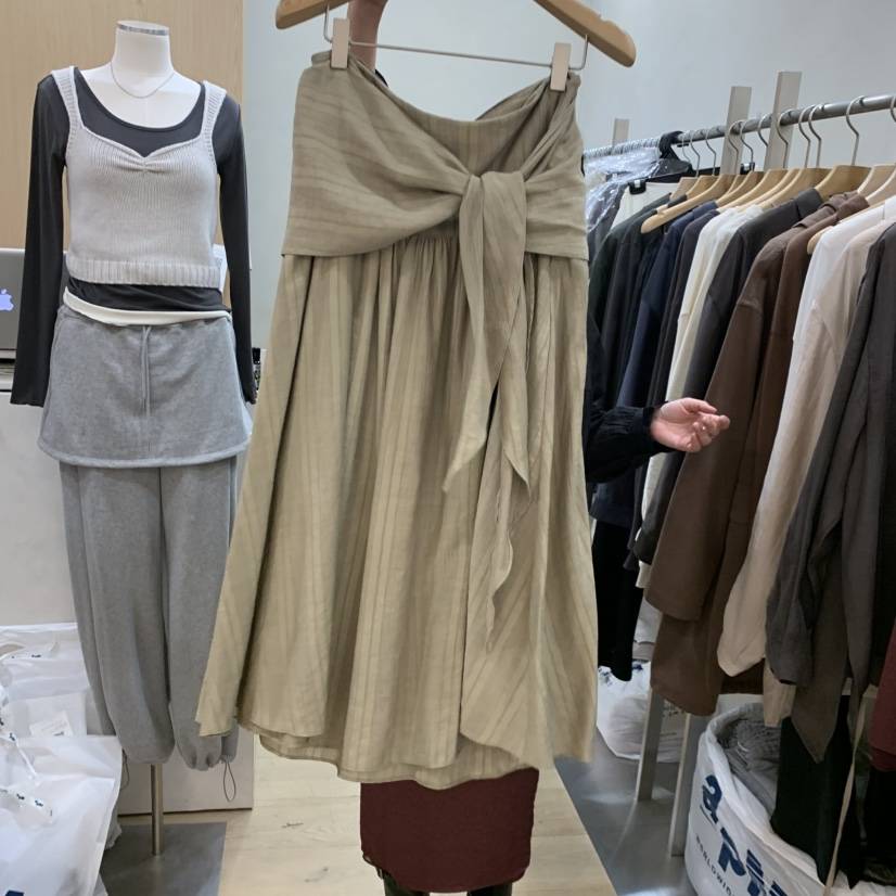 VILLABUTTON東大門實拍女裝新品熱賣推薦半身裙中短裙含圍巾VILLABUTTON半身裙/中短裙
