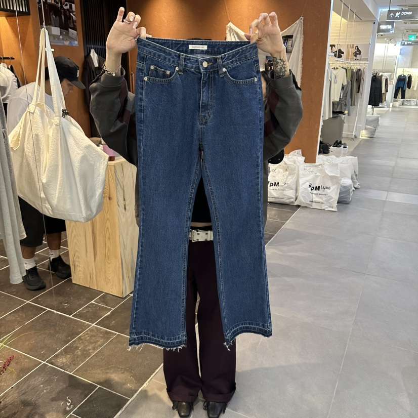 SOPHISTICATE韓國直郵女士新品時尚真品熱賣推薦人氣牛仔褲SOPHISTICATE牛仔褲