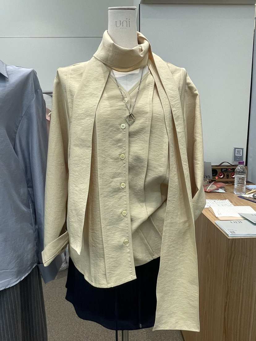 UNii韓國直郵女裝新款熱賣休閑時尚襯衫蕾絲衫含脖帶圍巾UNii襯衫/蕾絲衫