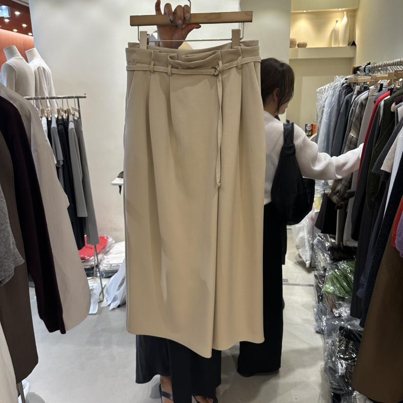 YIKHO STYLE韓國代購女士新品推薦休閑時尚人氣長裙含腰帶YIKHO STYLE長裙