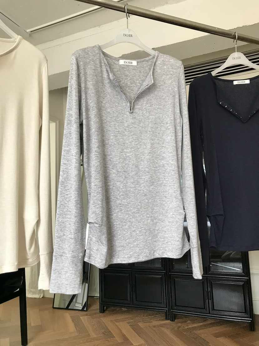 ESCHER東大門實拍女裝新品人氣休閑推薦真品時尚熱賣長袖T恤ESCHER長袖T恤
