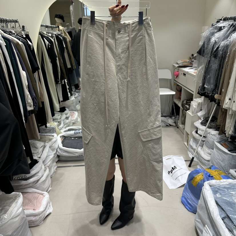 AT THE END東大門實拍女裝新品熱賣時尚人氣推薦休閑褲AT THE END休閑褲