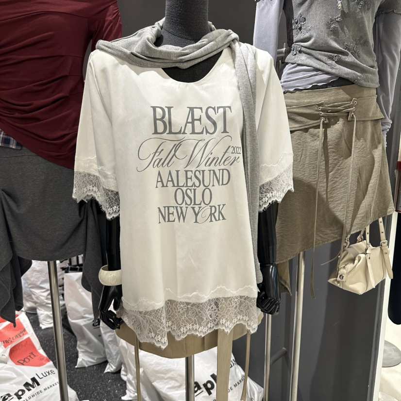 RARE CLOSET東大門實拍女裝新品真品人氣推薦熱賣時尚T恤RARE CLOSETT恤