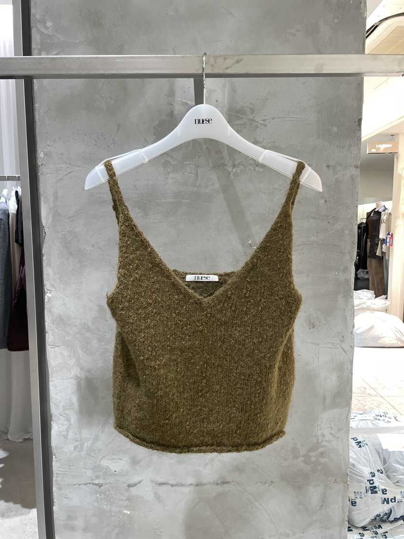 NUESE東大門直郵女裝新品休閑人氣熱賣時尚推薦吊帶背心羊駝NUESE吊帶/背心