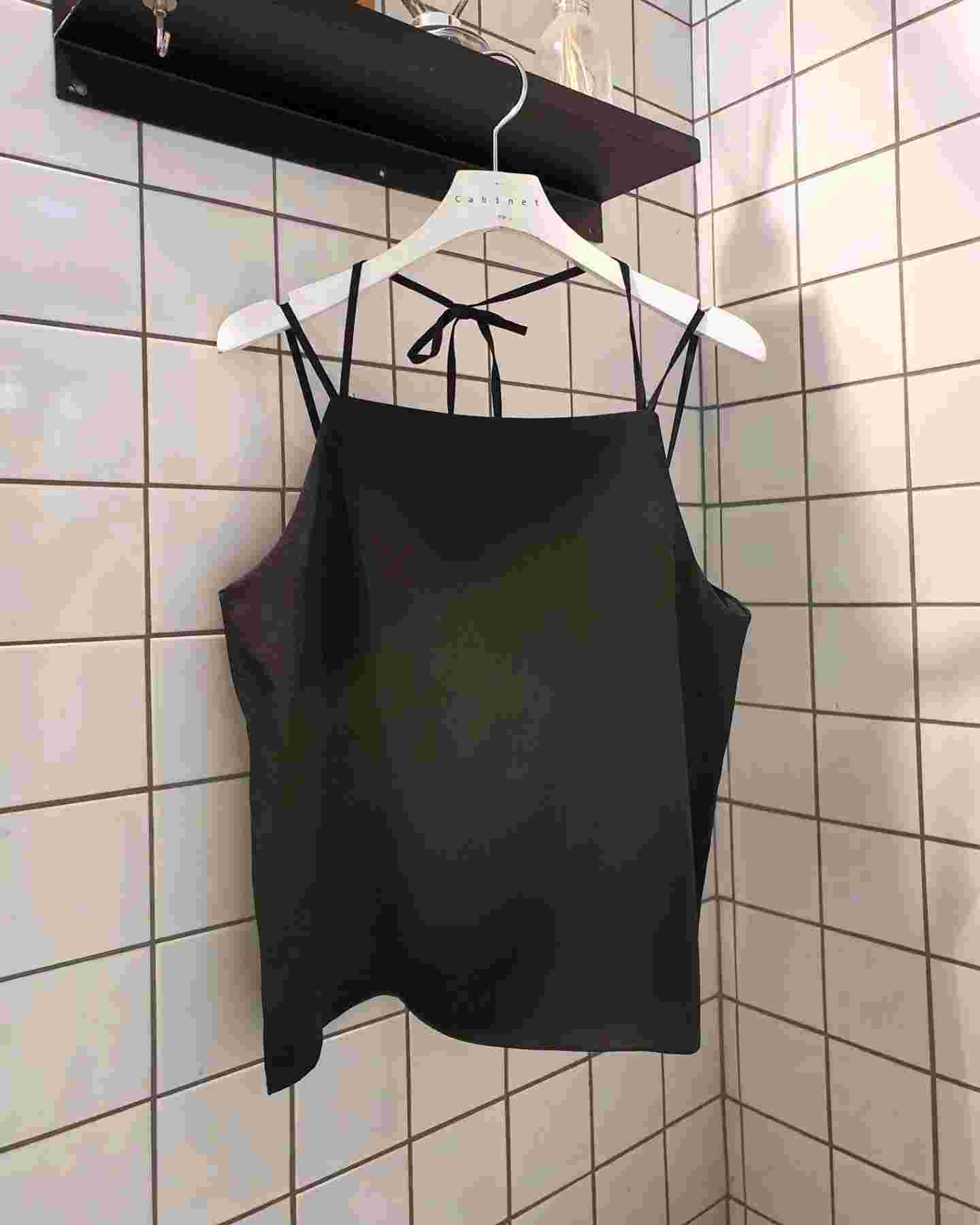 MYCABINET韓國直郵女士新品時尚真品熱賣吊帶背心無袖緞面MYCABINET吊帶/背心