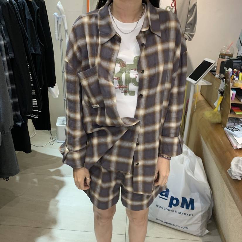 BLACKFRIDAY韓國直郵女士新款熱賣休閑真品推薦襯衫蕾絲衫BLACK FRIDAY襯衫/蕾絲衫