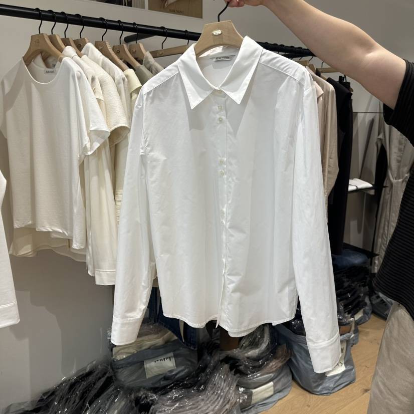 aube nunt東大門直郵女裝新品時尚熱賣真品推薦襯衫蕾絲衫aube nunt襯衫/蕾絲衫