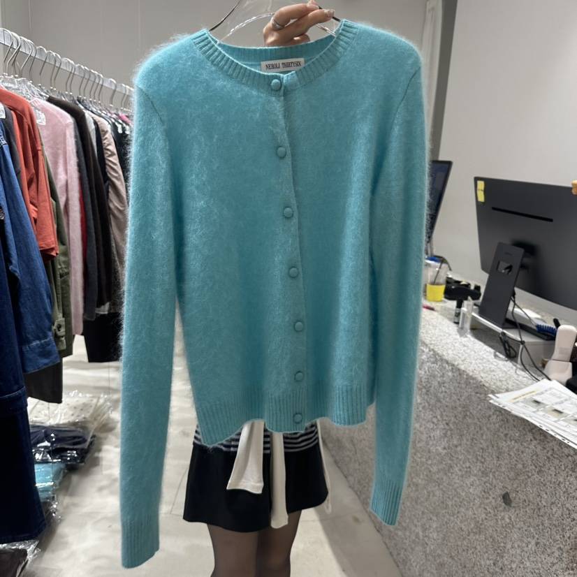NEROLI 36東大門實拍女裝新品時尚人氣熱賣真品針織衫紐扣NEROLI 36針織衫