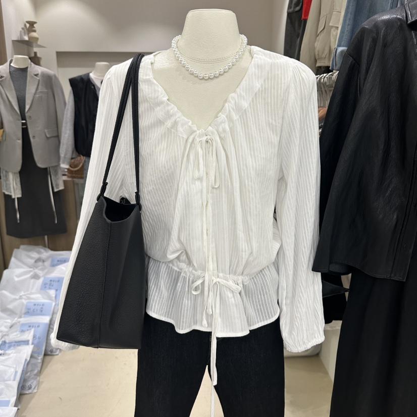 MELO韓國直郵女裝新款真品人氣熱賣時尚推薦襯衫蕾絲衫褶皺MELO襯衫/蕾絲衫