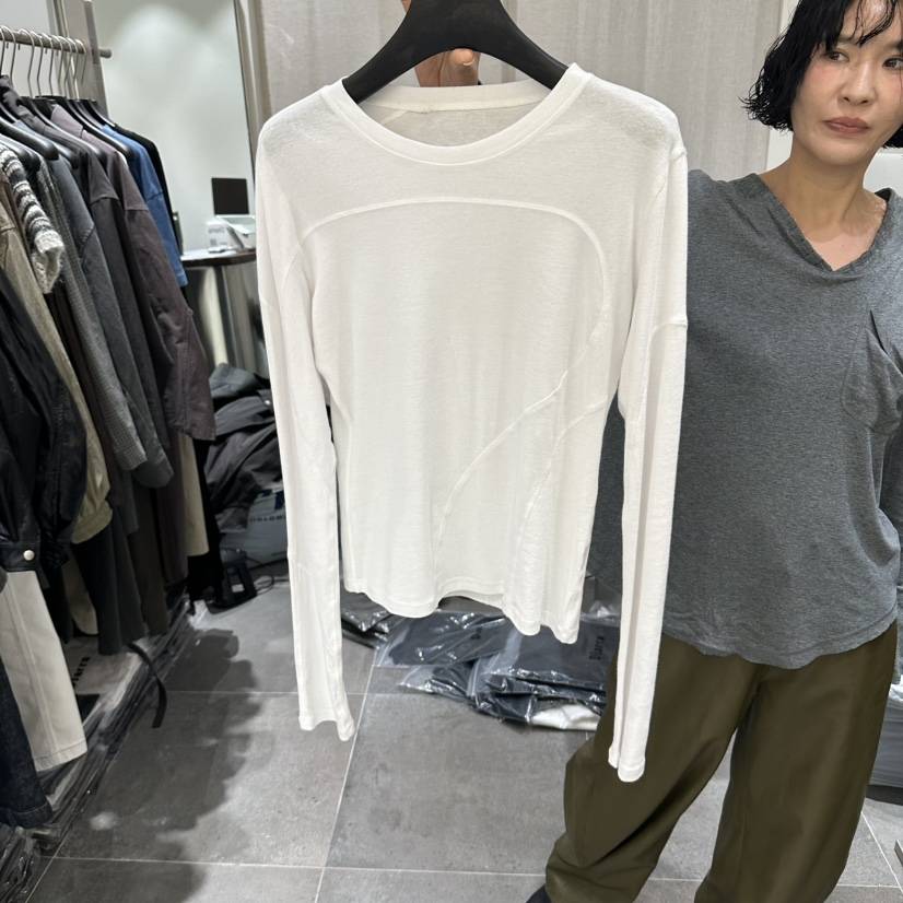 DIARRA韓國代購女士新款人氣熱賣真品時尚休閑推薦長袖T恤DIARRA長袖T恤