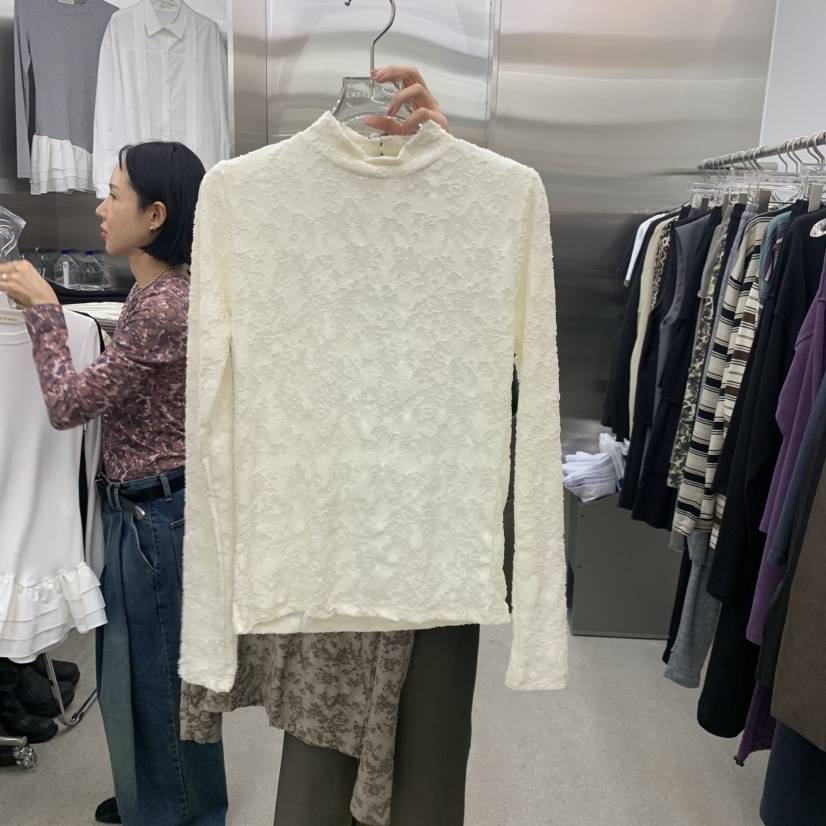 LATTEMOOD韓國直郵女士新品真品人氣熱賣時尚長袖T恤半領LATTEMOOD長袖T恤