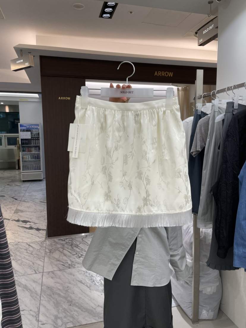 SOLD OUT東大門代購女士新品人氣真品熱賣休閑時尚短裙流蘇SOLD OUT短裙