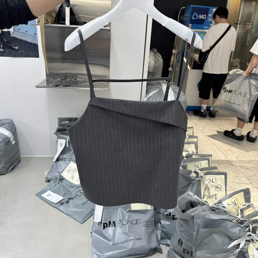 ANOU東大門實拍女裝新品休閑時尚推薦熱賣人氣真品吊帶背心ANOU吊帶/背心