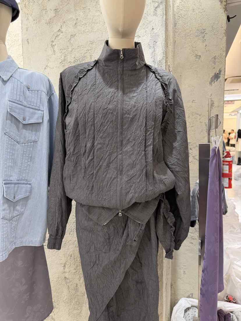 SOLD OUT韓國代購女裝新款休閑人氣熱賣時尚推薦真品夾克SOLD OUT夾克