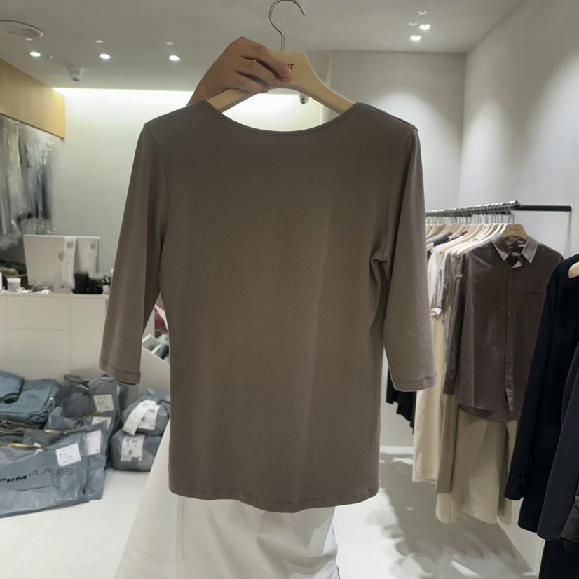 MILLIF東大門直郵女士新品真品休閑職業熱賣人氣T恤深U領MILLIFT恤