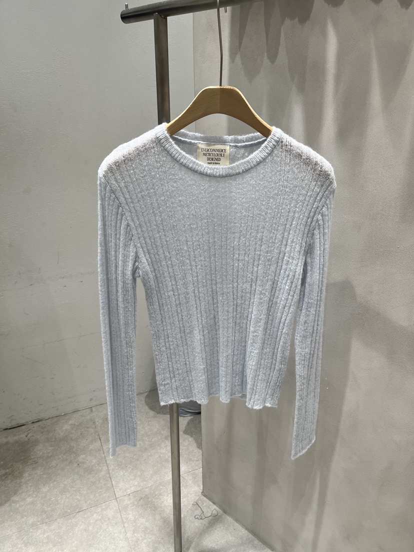 EVERCOMMERCE METICULOUSLY DESIGNED東大門直郵女裝新款真品針織衫EVERCOMMERCE METICULOUSLY DESIGNED針織衫