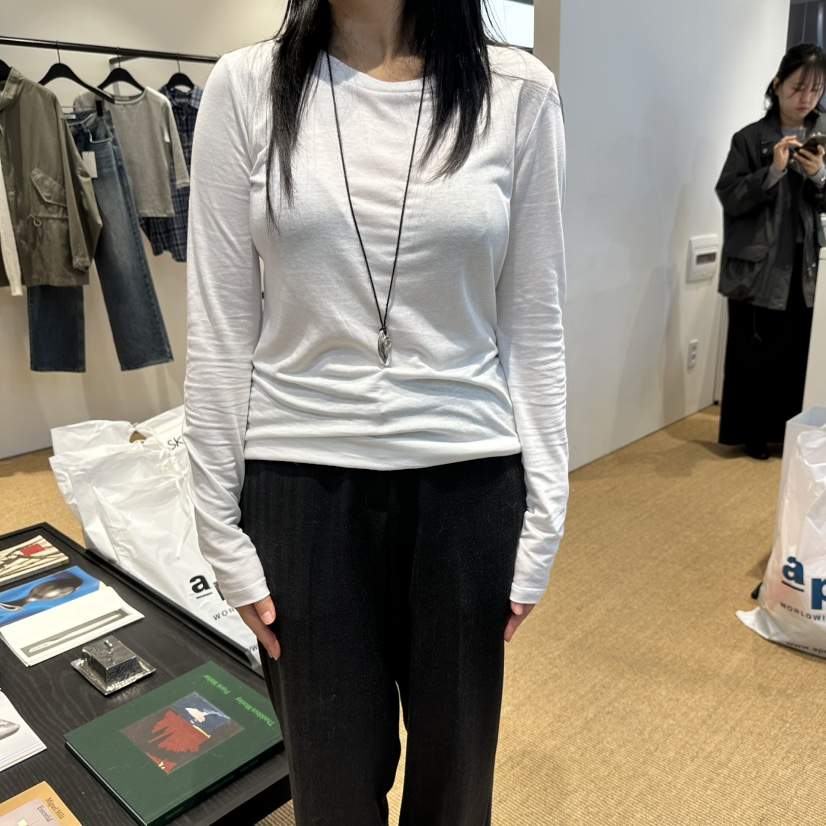 PAUSE東大門實拍女裝新品休閑時尚人氣真品熱賣長袖T恤天絲musk長袖T恤