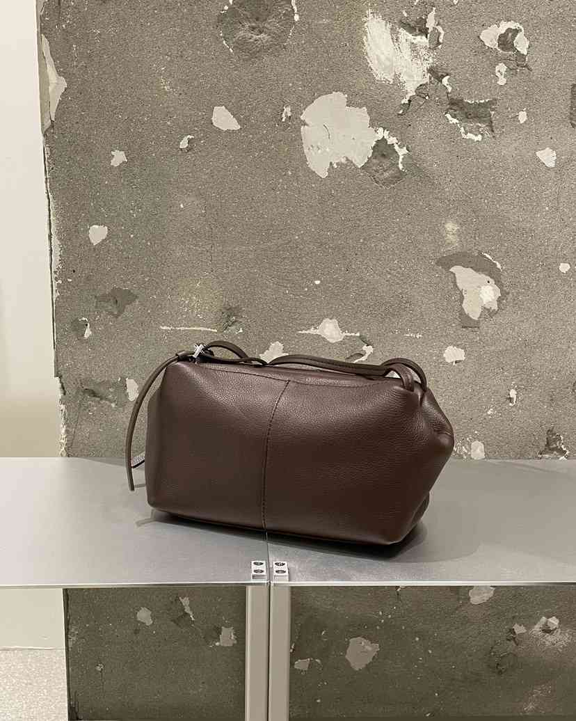 MUCH MORE/JACKPOT韓國代購女裝新品人氣真品單肩斜跨包MUCH MORE/JACKPOT單肩/斜跨包