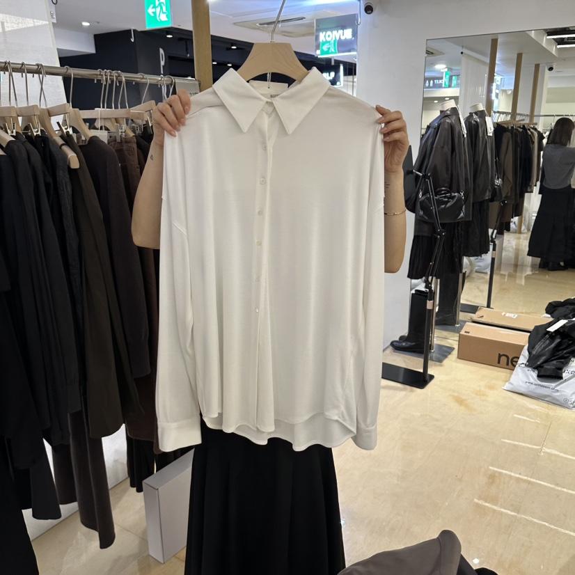 KOIVUE東大門實拍女裝新品真品推薦熱賣人氣休閑時尚長袖T恤KOIVUE長袖T恤
