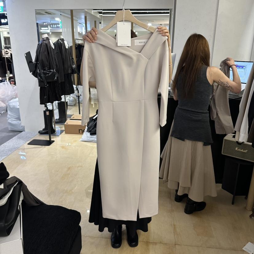 KOIVUE韓國直郵女士新款真品推薦人氣時尚休閑熱賣連衣裙OPSKOIVUE連衣裙