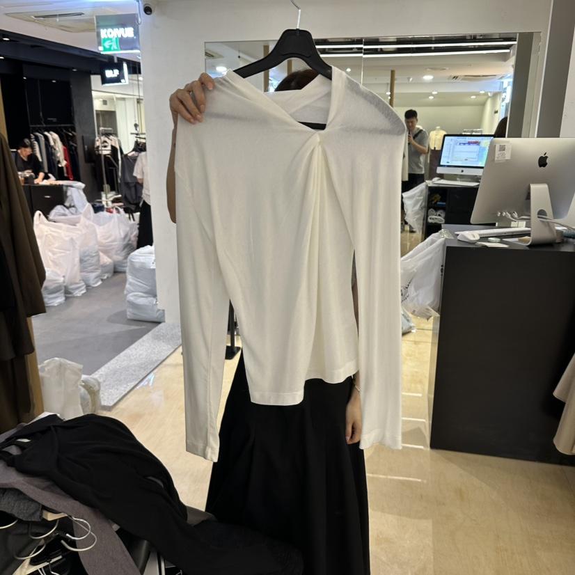 KOIVUE東大門直郵女士新款時尚人氣真品休閑推薦熱賣長袖T恤KOIVUE長袖T恤