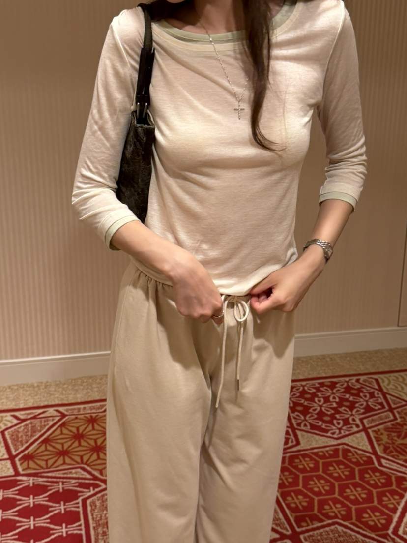 PERMISSION東大門實拍女裝新品推薦熱賣真品休閑人氣時尚T恤PERMISSIONT恤