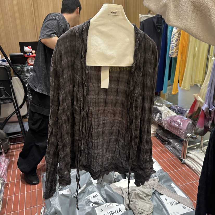 EEE東大門代購女裝新款休閑時尚真品熱賣推薦人氣襯衫蕾絲衫EEE襯衫/蕾絲衫