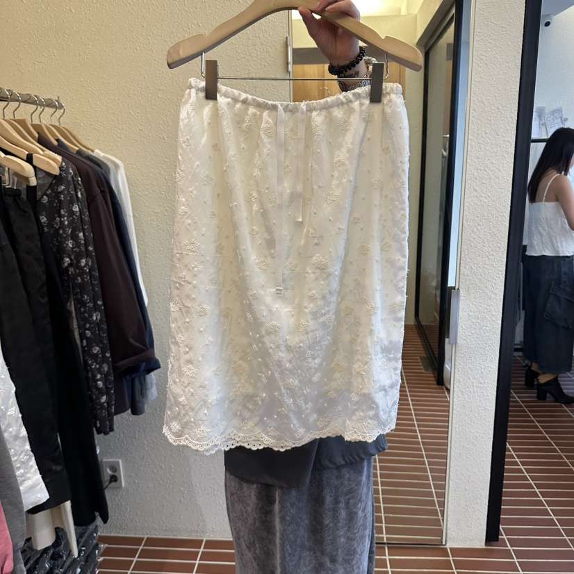 CHOI-L東大門直郵女士新品真品休閑時尚半身裙中短裙刺繡CHOI半身裙/中短裙