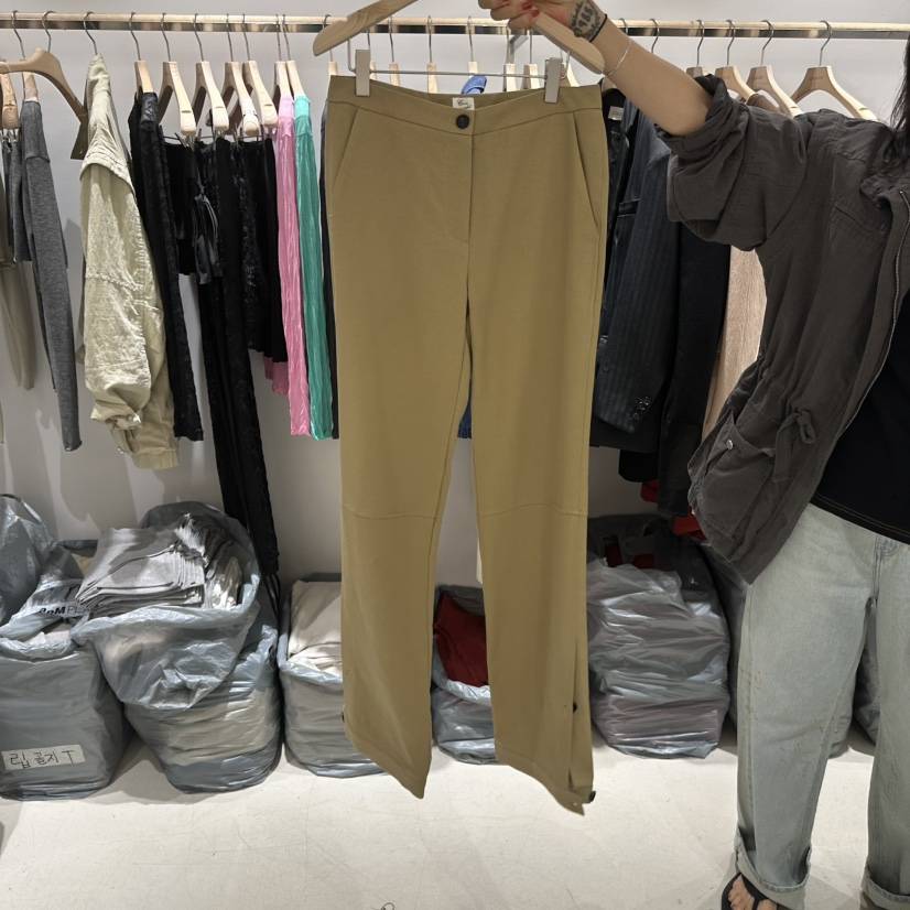 CONNAUGHT/DAILYJUD東大門代購女裝新品真品熱賣休閑褲紐扣CONNAUGHT/DAILYJUD休閑褲