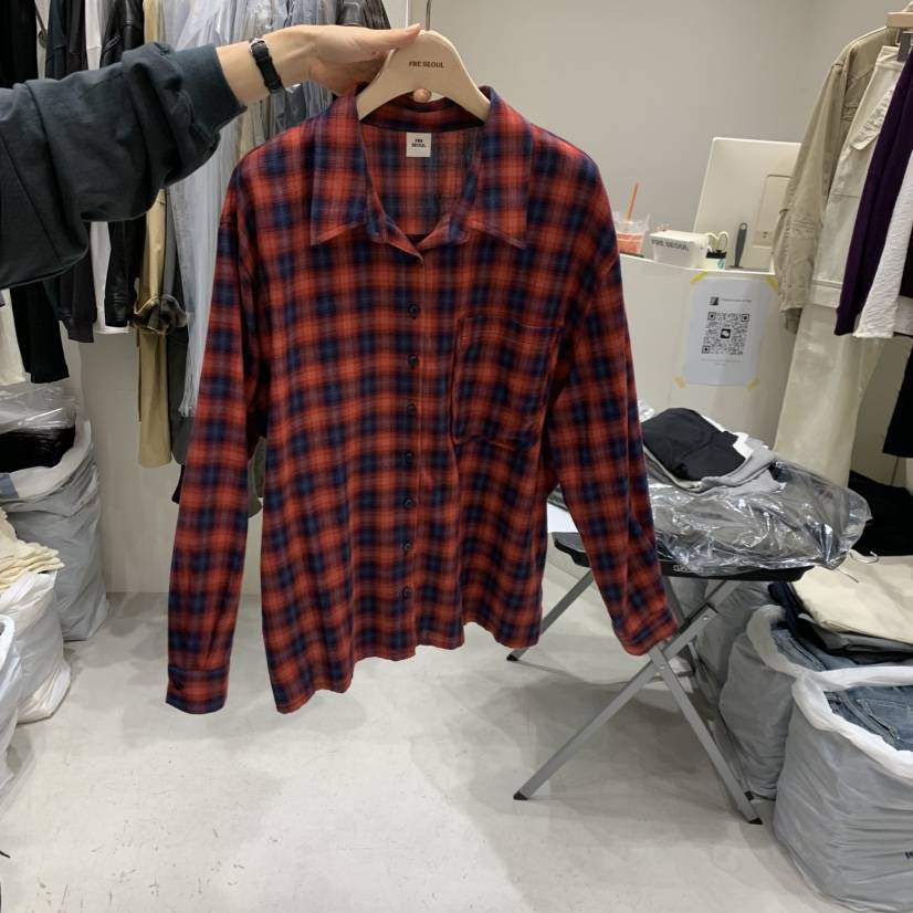 FRE東大門直郵女裝新品休閑真品人氣推薦熱賣時尚襯衫蕾絲衫FRE SEOUL襯衫/蕾絲衫